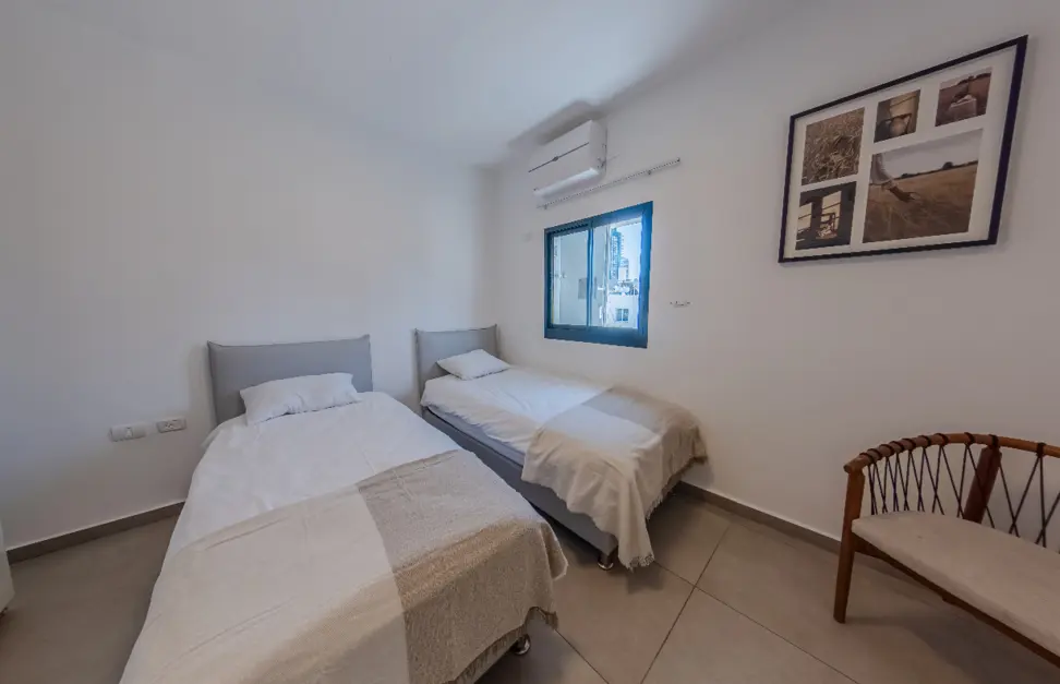 דירה עם מרפסת מהסלון